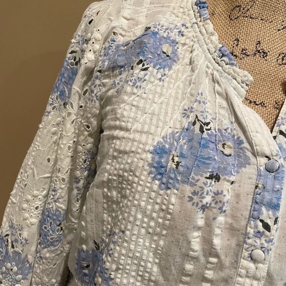 LoveShackFancy Spectra Floral Eyelet Blouse Top Large B-1135 B-1353 - Picture 5 of 5